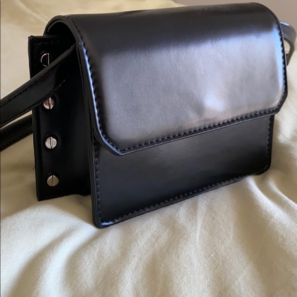 Topshop Handbags - Black Topshop crossbody bag